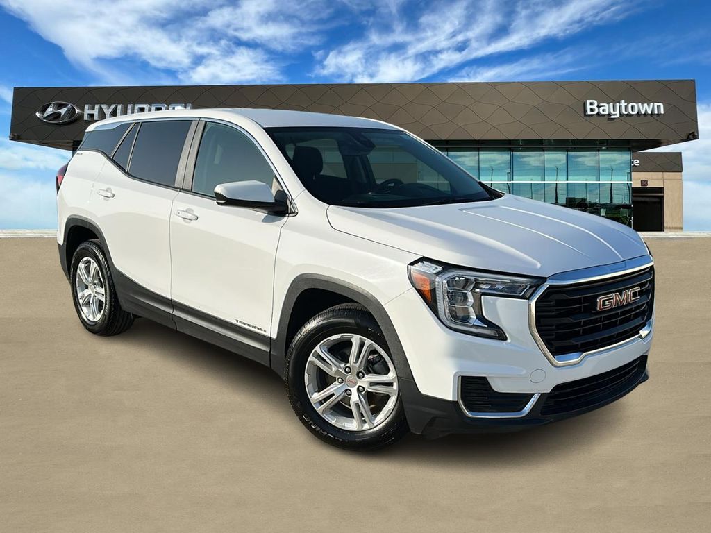 2024 GMC Terrain SLE White at South Houston Nissan