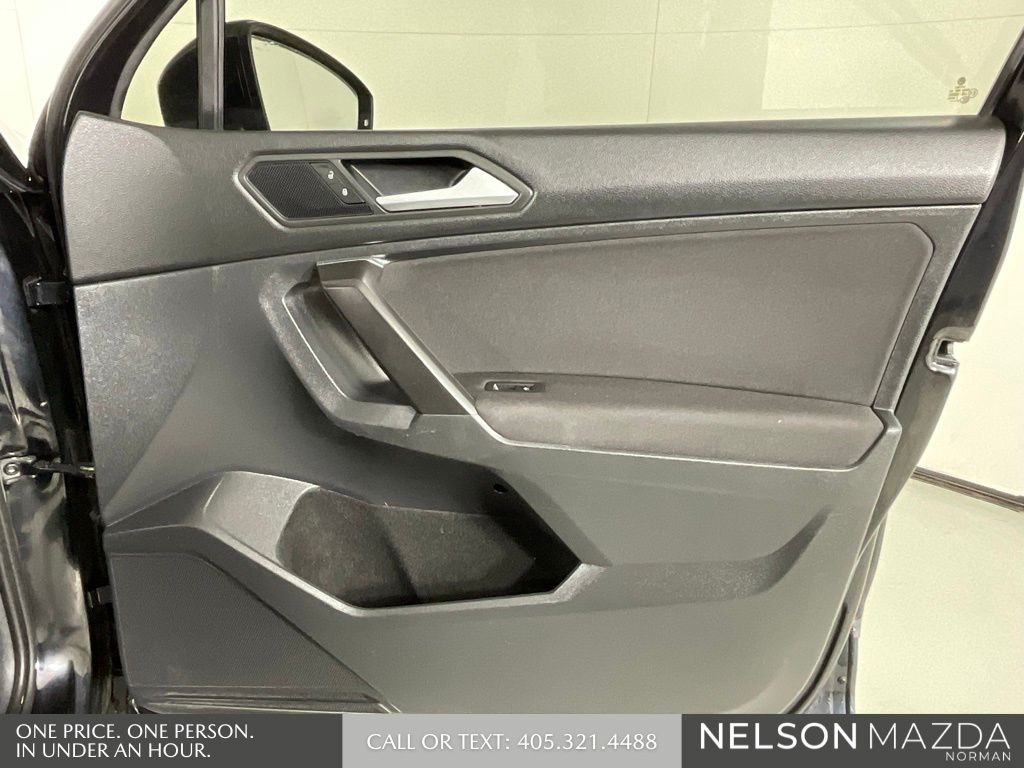 Used 2021 Black Volkswagen 2.0T S image 16