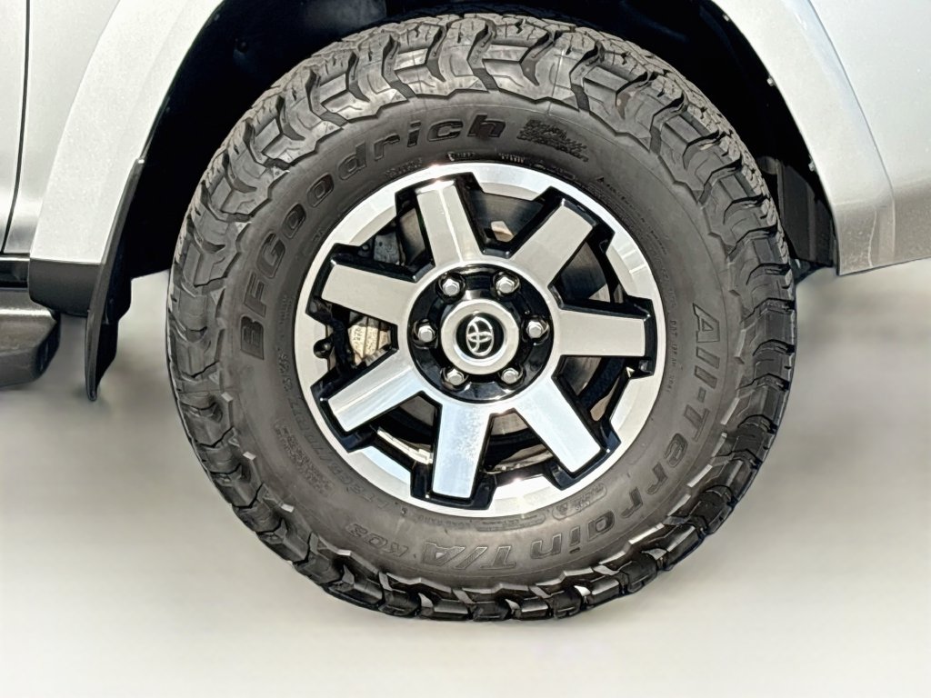 Thumbnail: 2023 Toyota 4Runner - 31