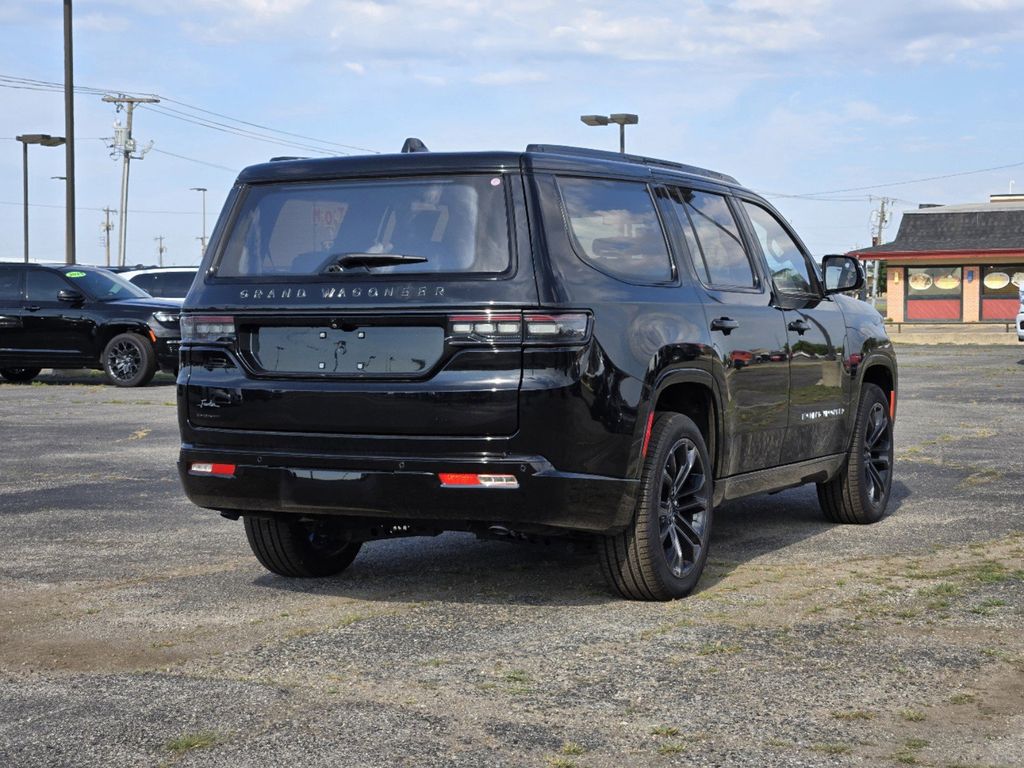 2023 Jeep Grand Wagoneer Series III 4