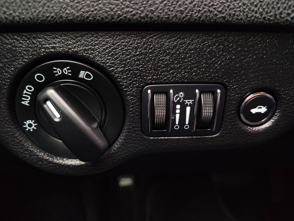 Used Car 2023 Dodge Charger  Sxt For Sale Under $25,000 In Austin, Texas