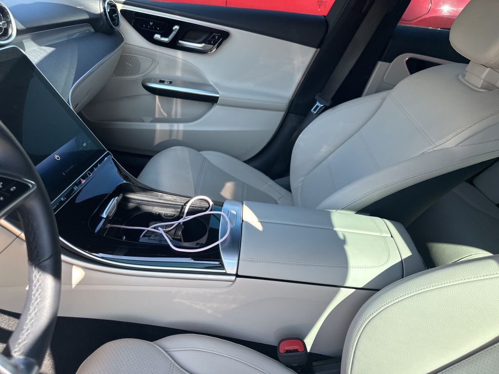 Thumbnail: 2025 Mercedes-Benz C-Class - 5