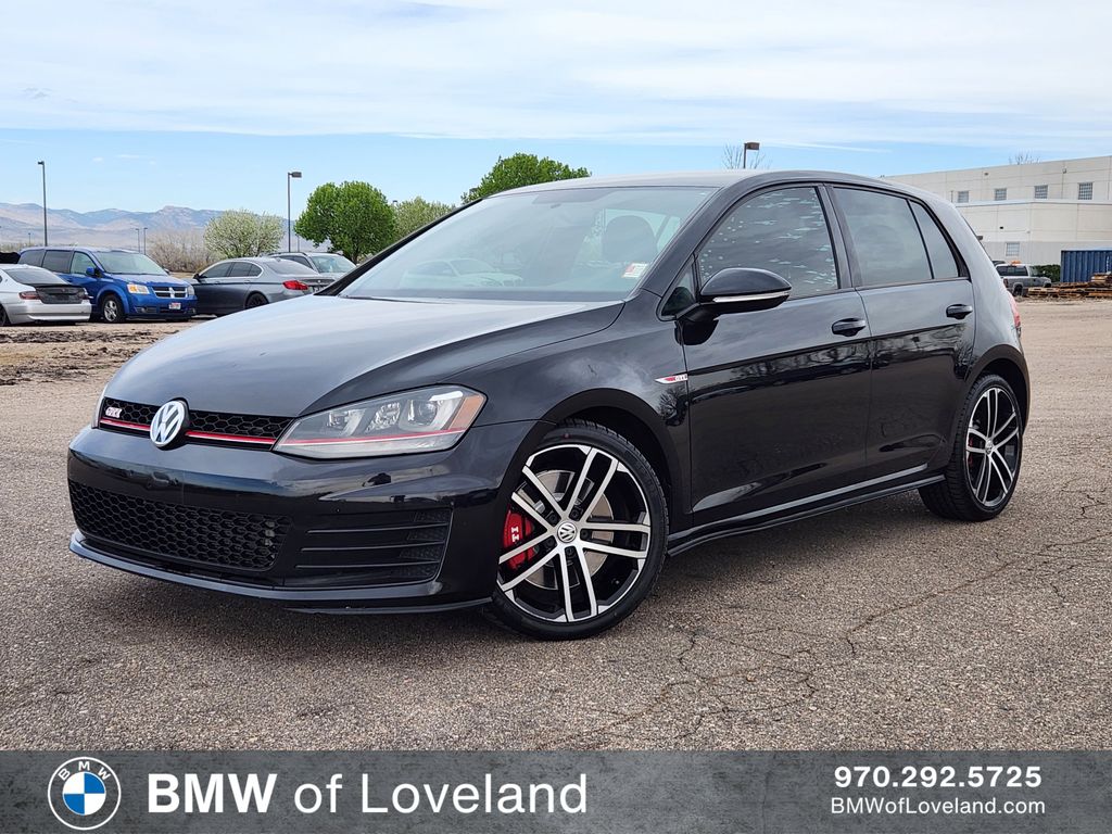 Deep Black Pearl 2017 Volkswagen Golf GTI 2.0T SE 4-Door FWD Hatchback Front-Wheel Drive 6-Speed Manual