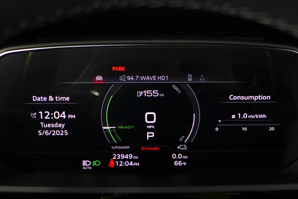 Thumbnail: 2024 Audi Q8 e-tron - 7