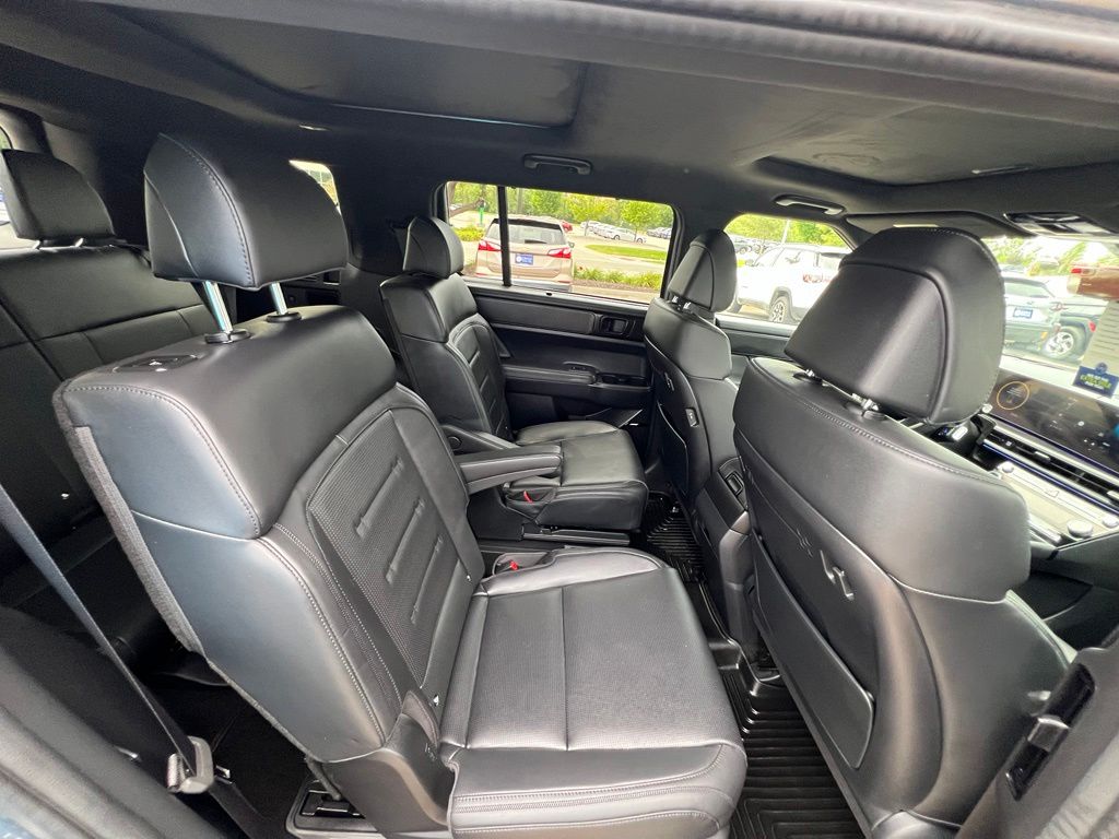 Used 2025 Hyundai Santa Fe SUV