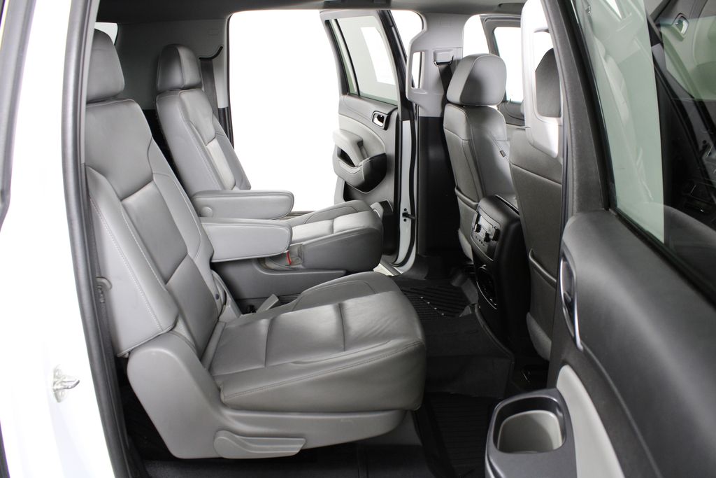 Used 2018 Chevrolet Suburban for sale in 