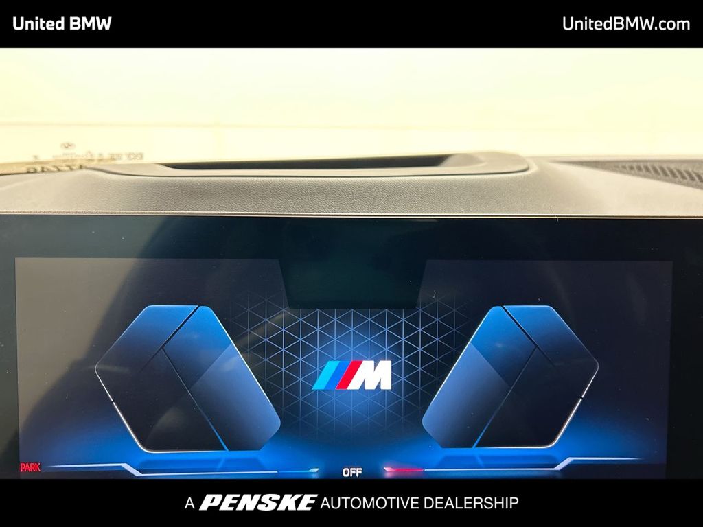 Thumbnail: 2025 BMW X7 - 15