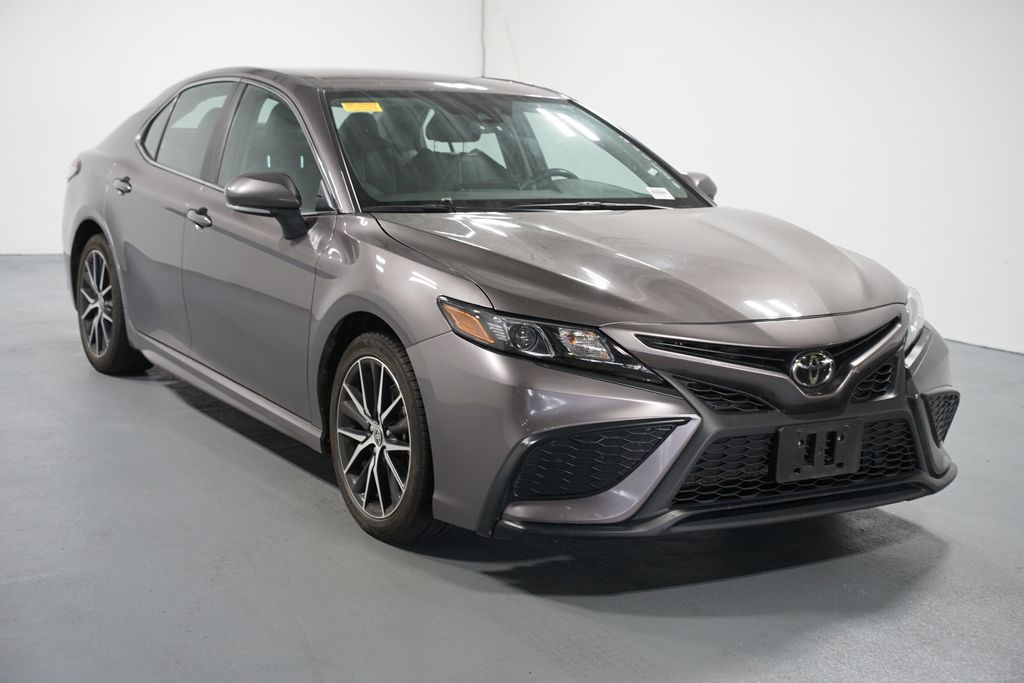 Thumbnail: 2024 Toyota Camry - 3
