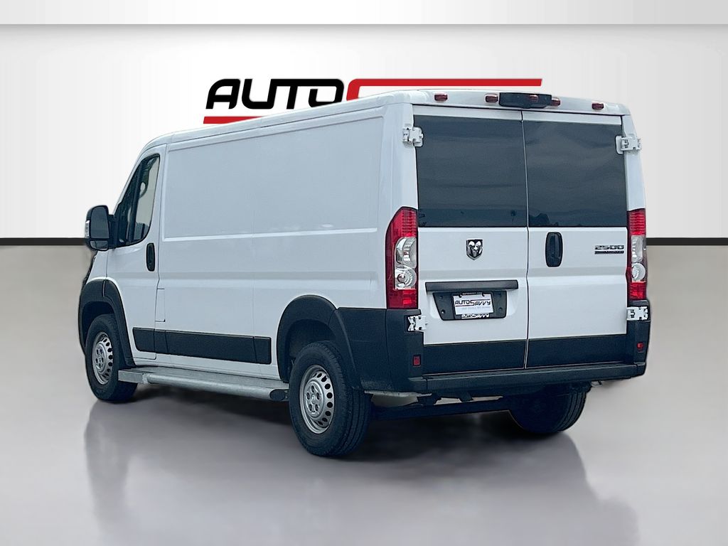 Used 2025 White Ram Base image 5