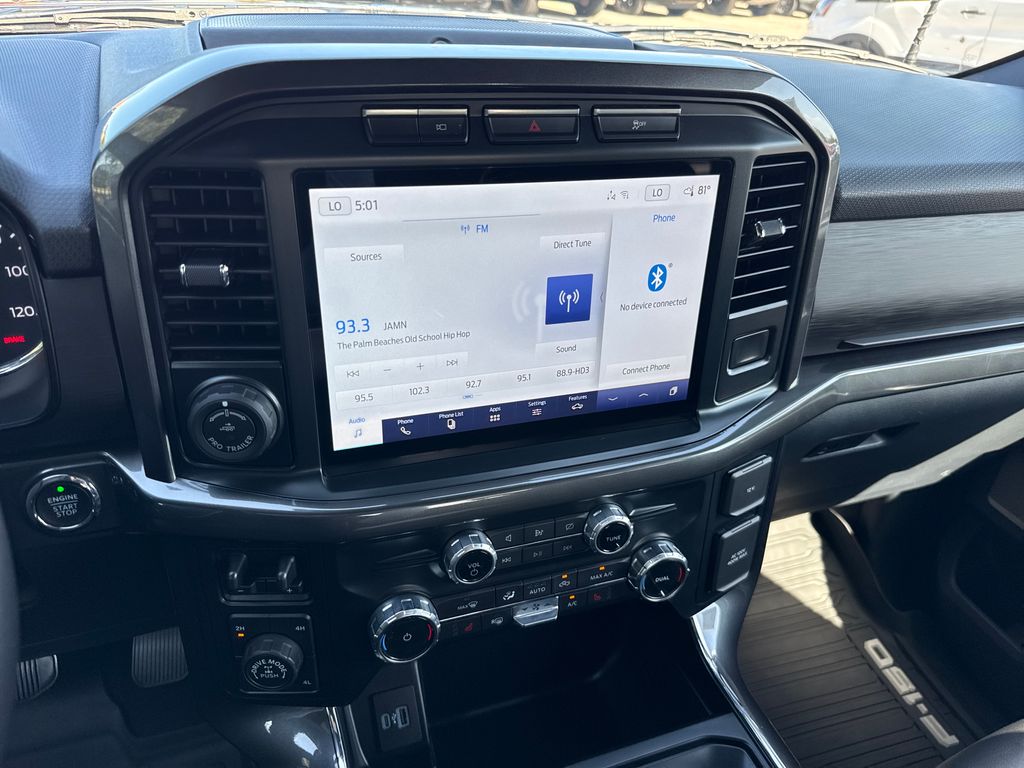 Used 2022 Gray Ford XLT w/ LIFTKIT image 20