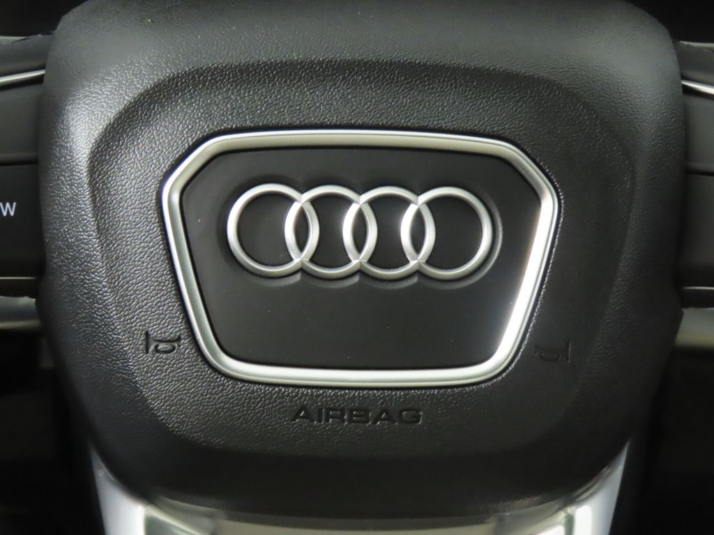 Thumbnail: 2023 Audi Q3 - 18