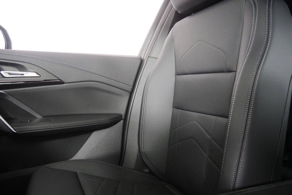 Thumbnail: 2026 BMW X1 - 23