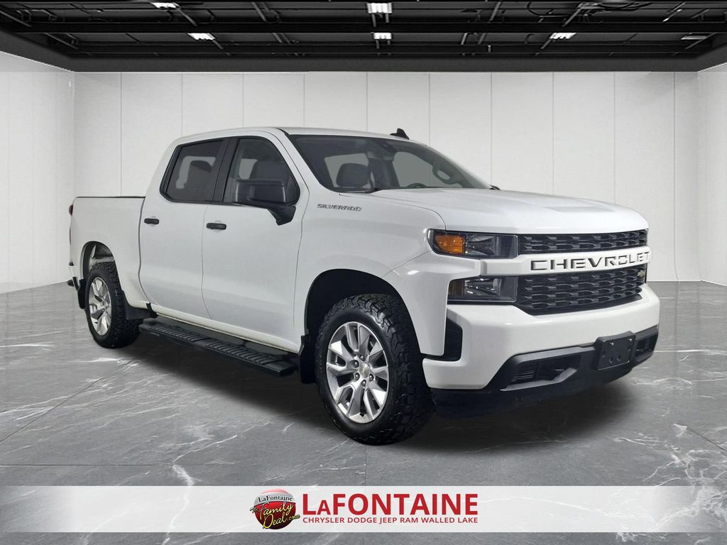 View vehicle photo 7