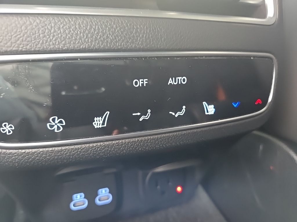 2026 Genesis GV70 Sport Prestige 32
