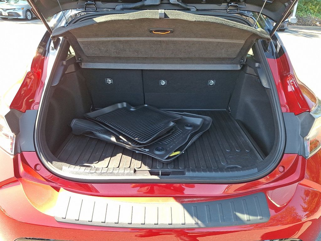 Thumbnail: 2022 Toyota Corolla - 29