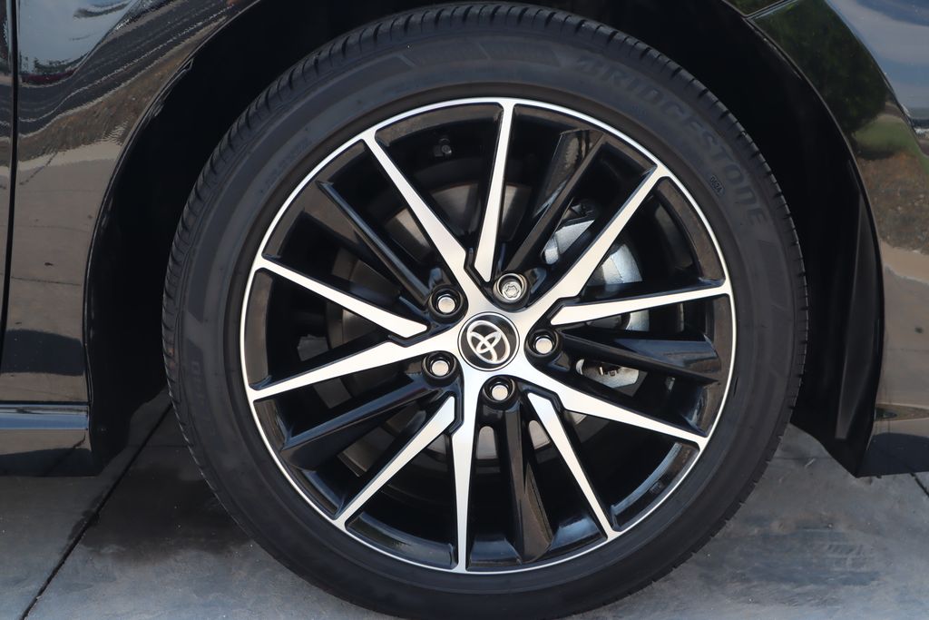 Thumbnail: 2024 Toyota Camry - 31