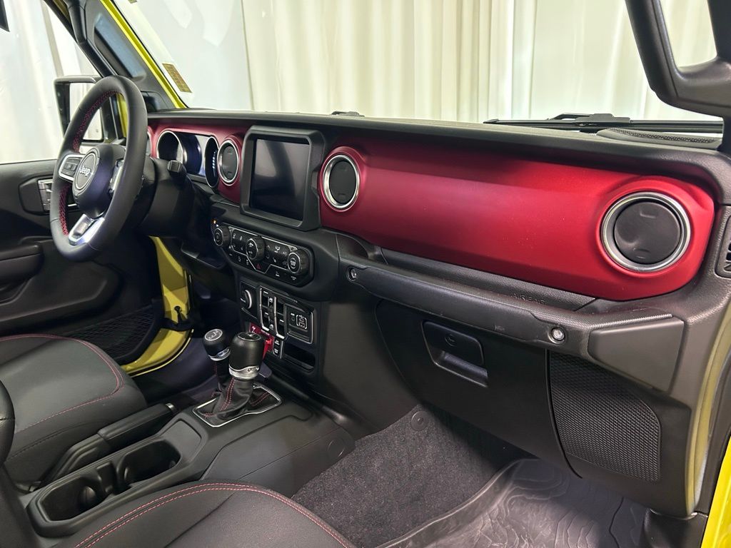 used 2023 Jeep Gladiator car, priced at $38,917