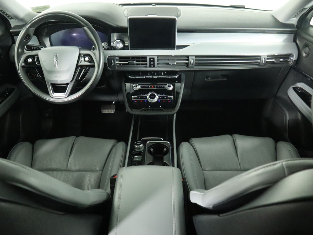 Thumbnail: 2022 Lincoln Corsair - 13