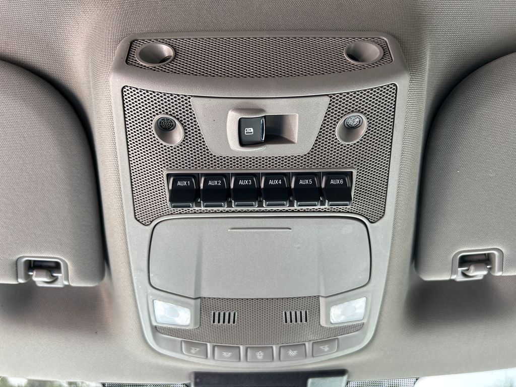 Certified Used 2020 Green Ford Lariat image 16