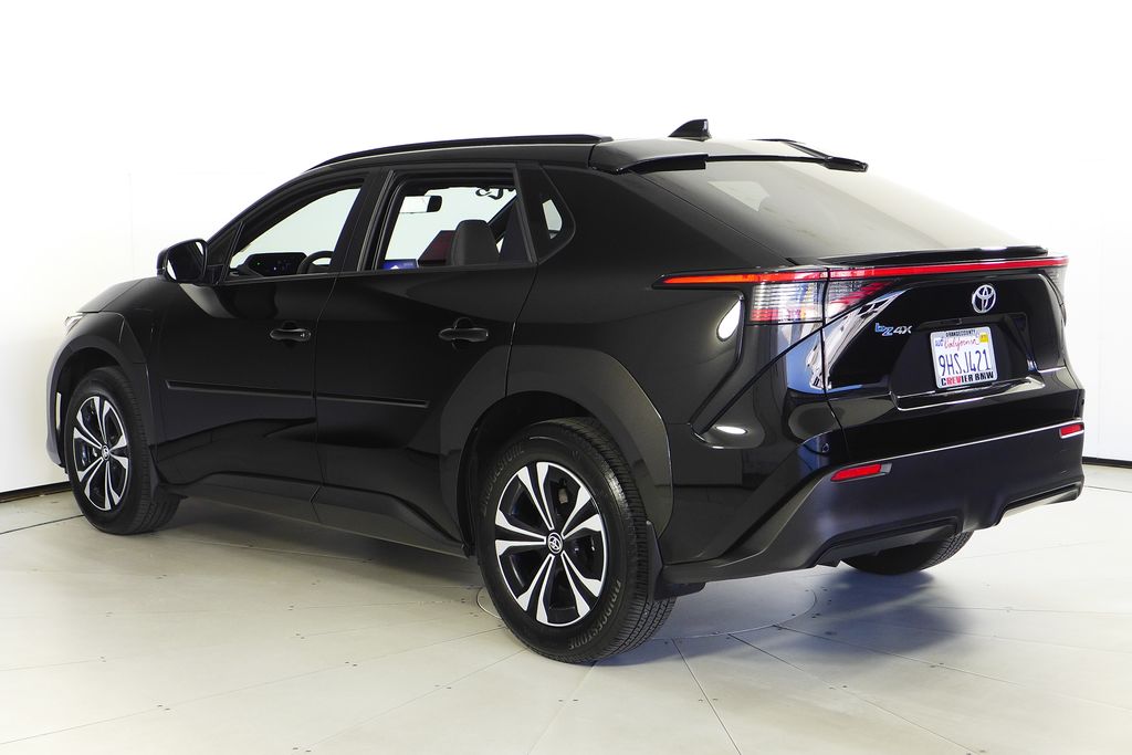 2023 Toyota bZ4X XLE 9
