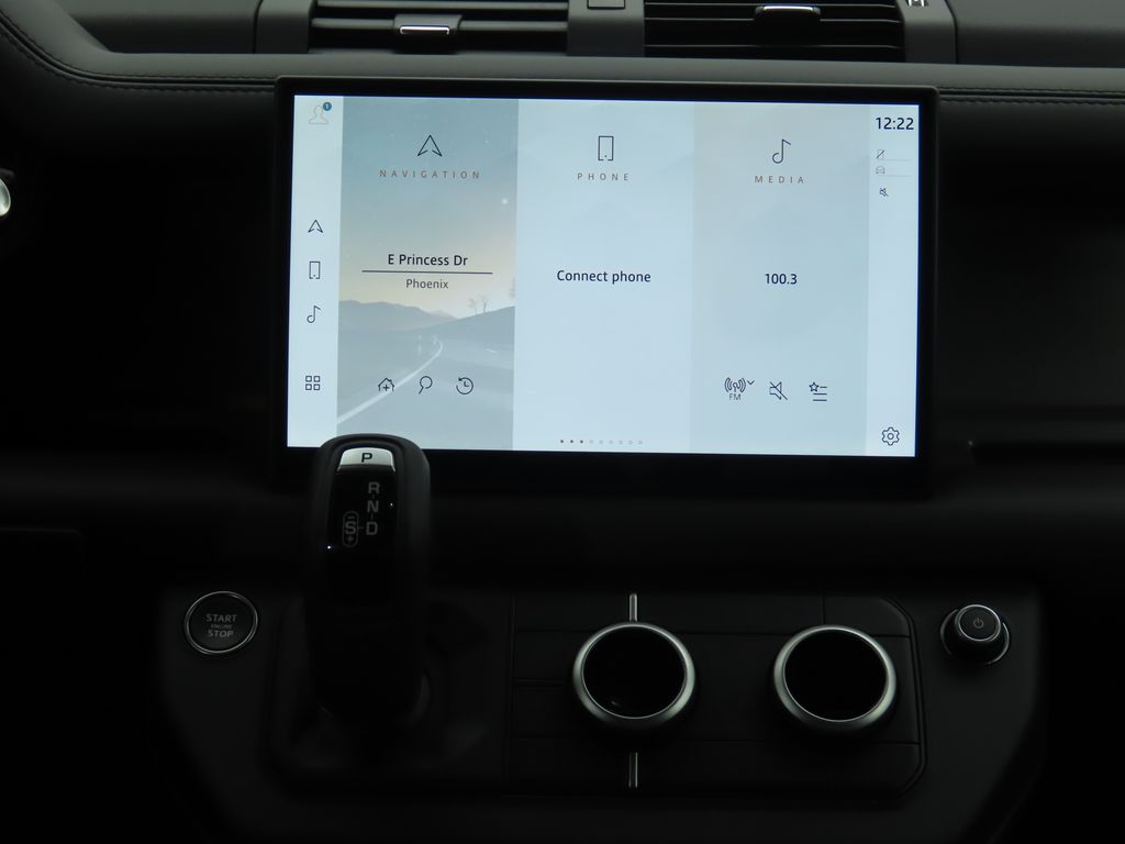 2025 Land Rover Defender 130 15