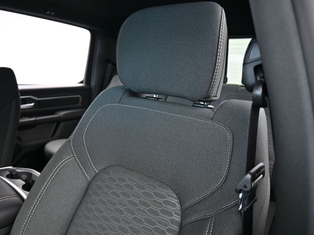 New 2026 Diamond Black Crystal Pearlcoat Ram Big Horn/Lone Star image 16