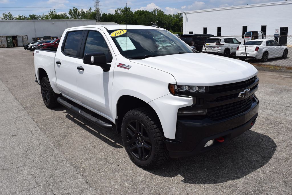 Summit White 2021 Chevrolet Silverado 1500 Pickup Truck Four-Wheel Drive Automatic