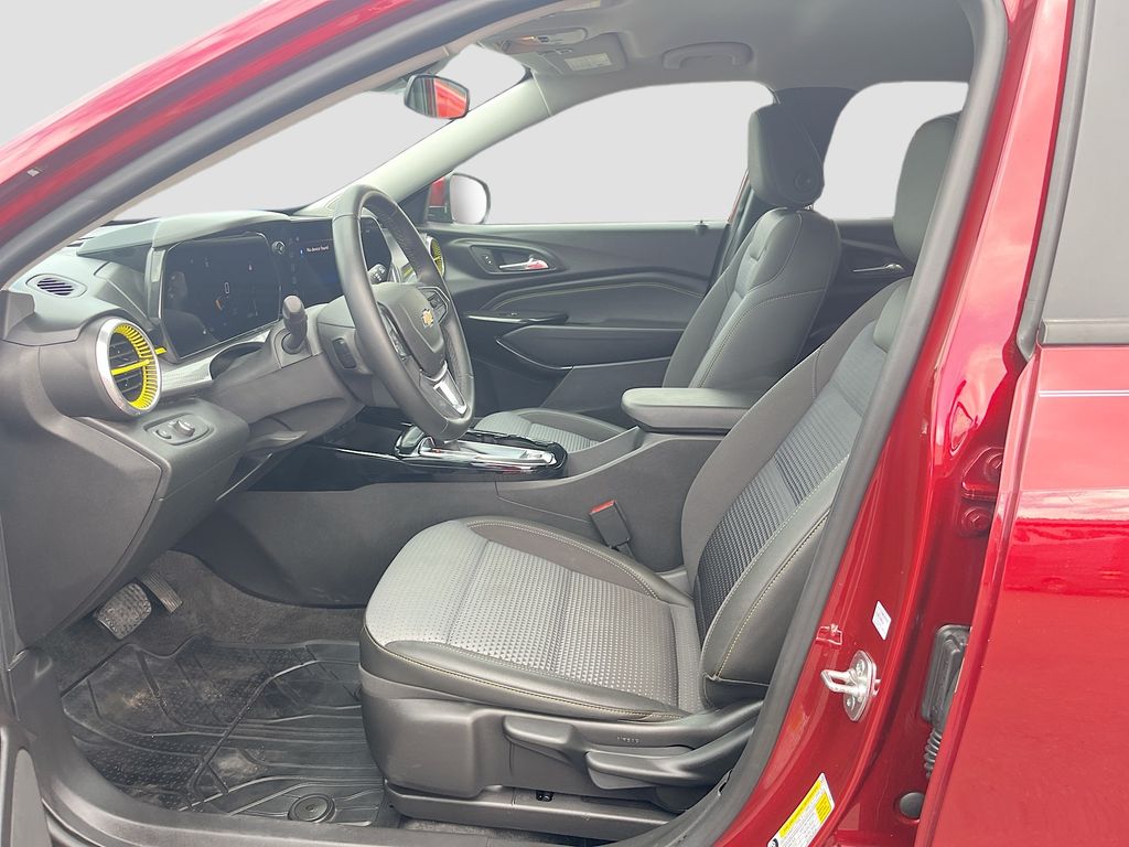 Used 2025 Red Chevrolet LT image 21