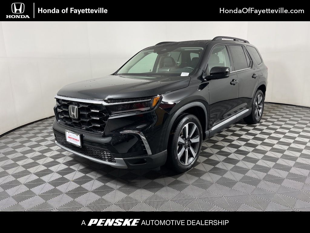 2023 Honda Pilot Touring's photo