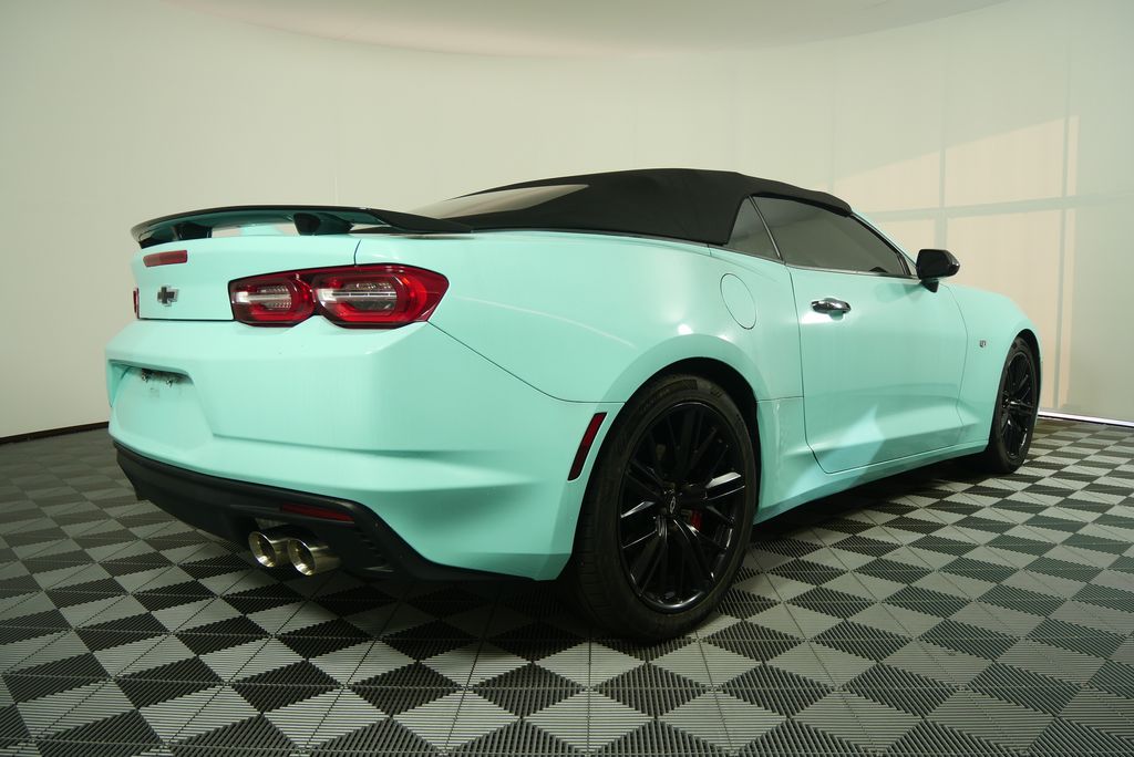 2022 Chevrolet Camaro  3