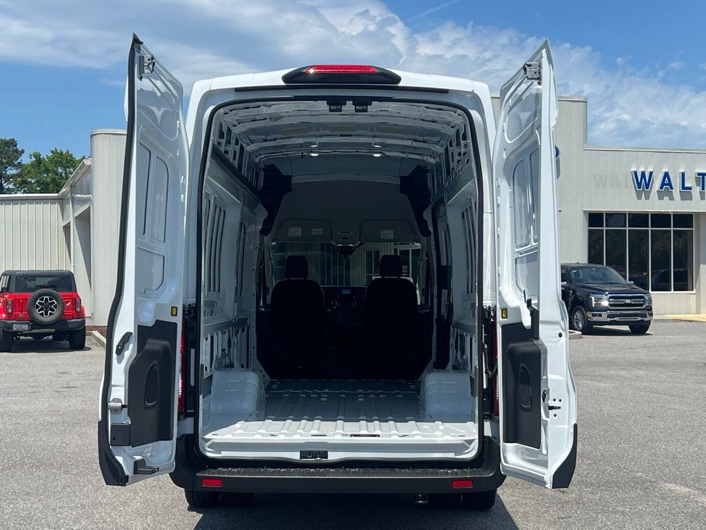2025 Ford Transit-350 Base - 9