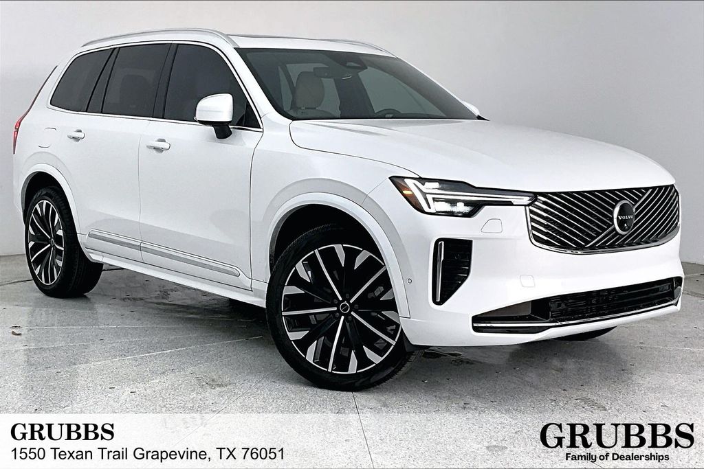 2026 Volvo XC90 B6 Plus 7-Passenger AWD