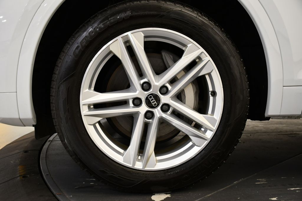Thumbnail: 2024 Audi Q5 - 15