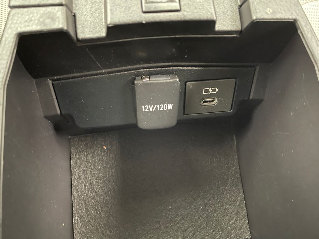 Thumbnail: 2025 Toyota Corolla Cross - 30