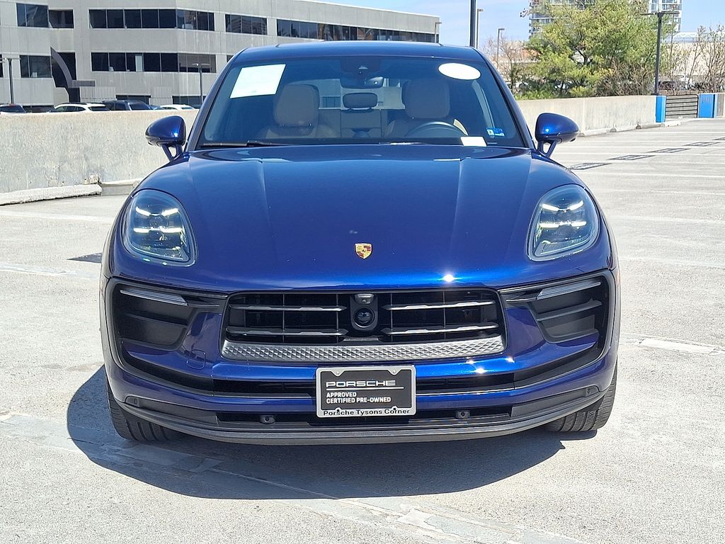 Thumbnail: 2023 Porsche Macan - 6