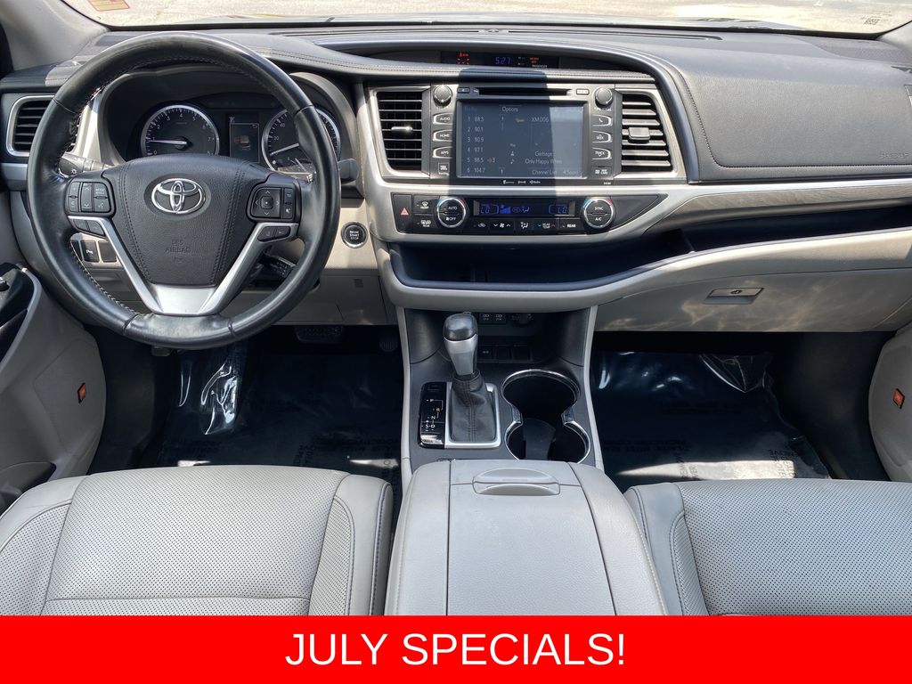 Used 2017 Toyota Highlander SUV