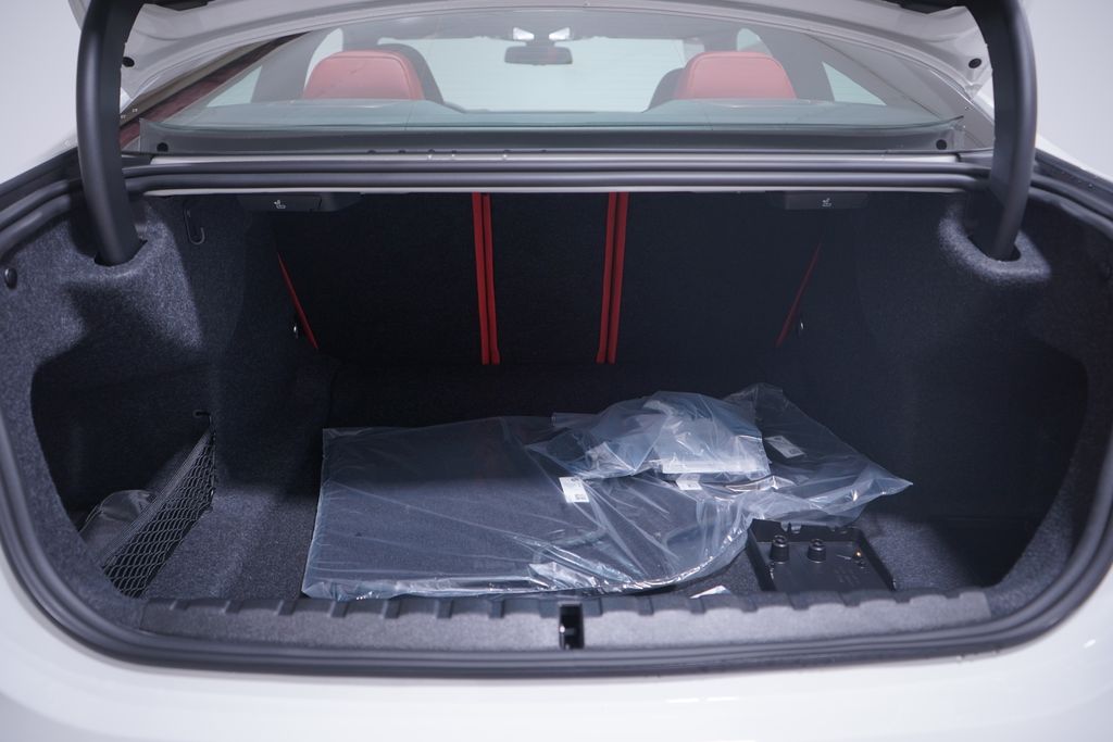 Thumbnail: 2026 BMW M4 - 22