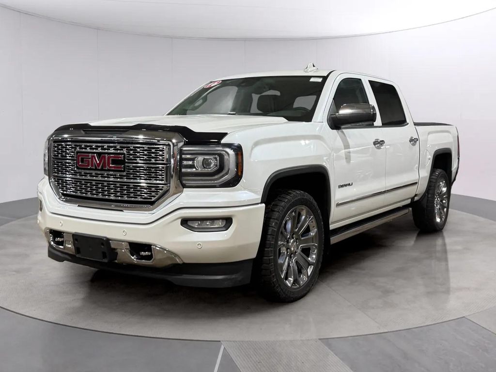 Used 2016 White Frost Tricoat GMC Denali image 7