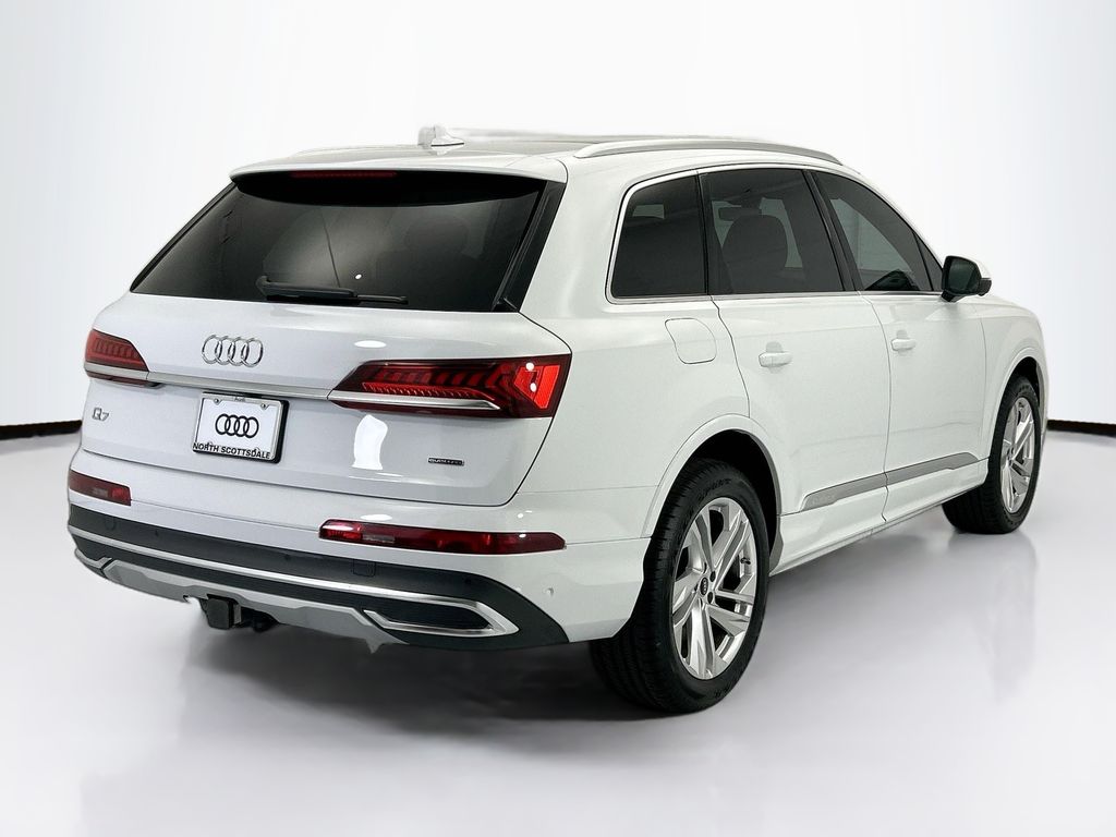 Thumbnail: 2023 Audi Q7 - 5