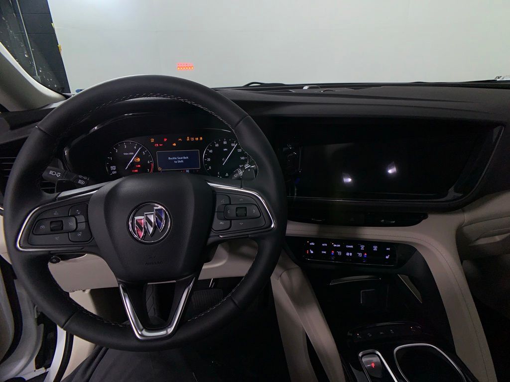 2023 Buick Envision Preferred 16