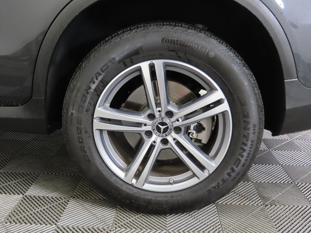 Thumbnail: 2022 Mercedes-Benz GLC - 31