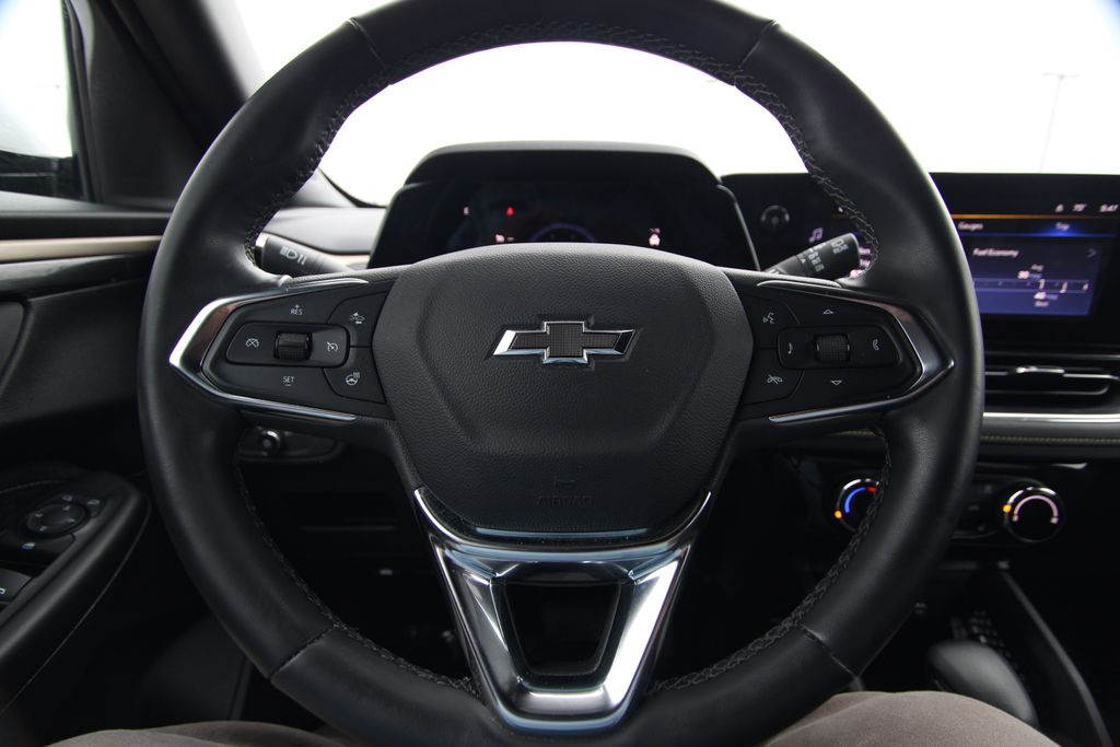 Used 2025 Chevrolet TrailBlazer SUV