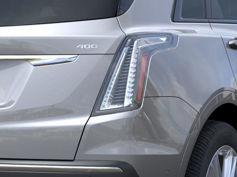 2025 Cadillac XT5 Sport 11