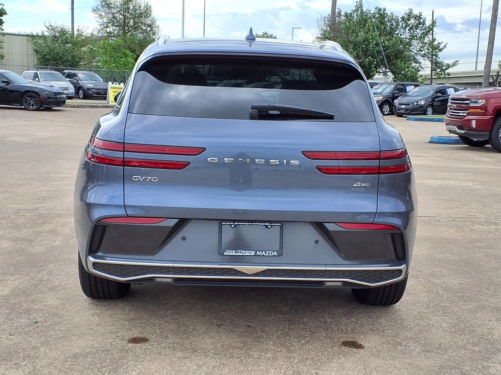 2026 Genesis GV70 2.5T Advanced - 7