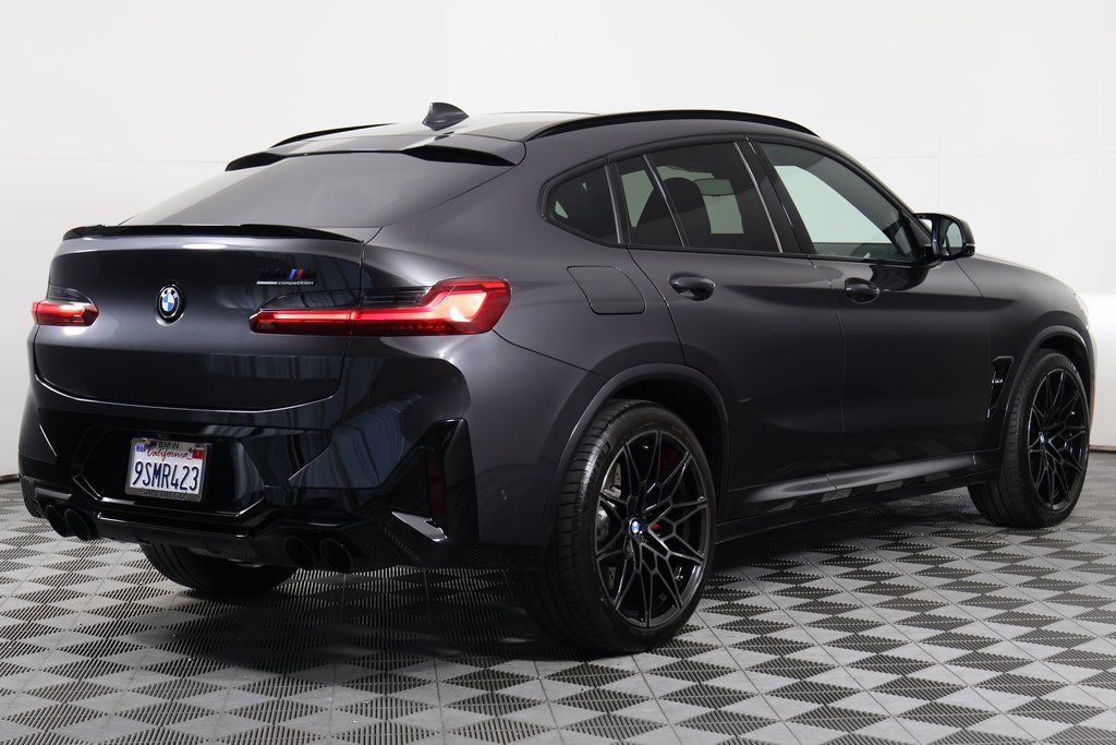 Thumbnail: 2025 BMW X4 - 4