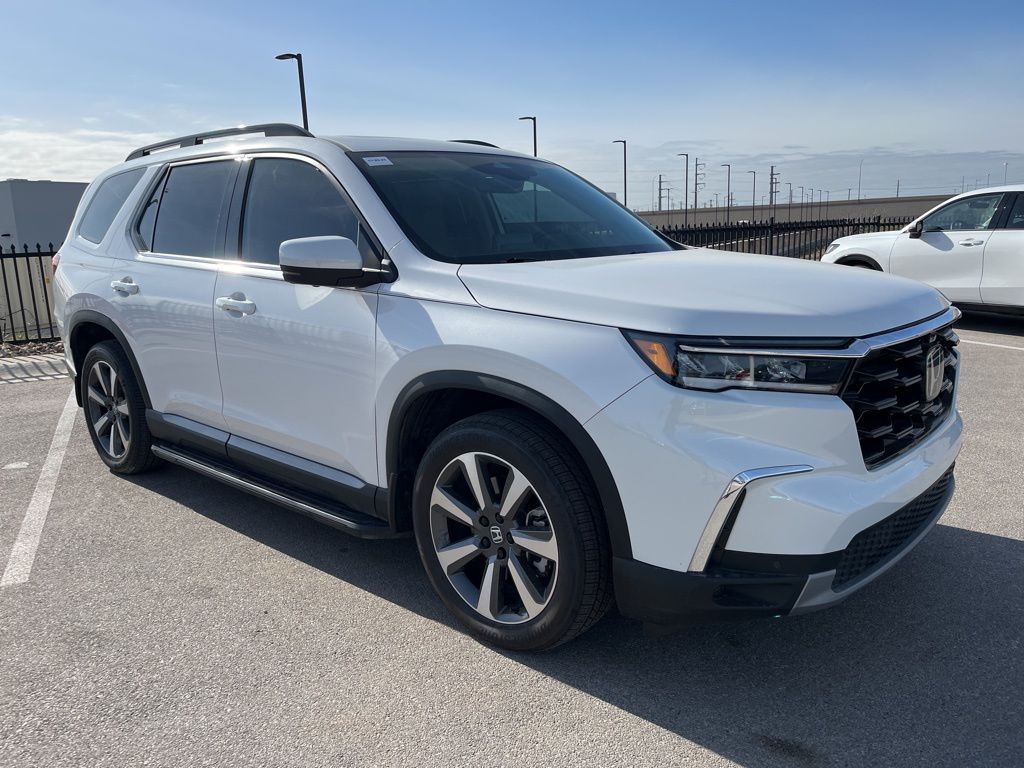 Thumbnail: 2025 Honda Pilot - 3