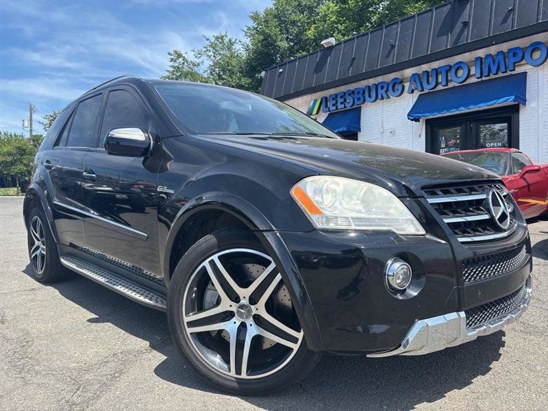 Black 2009 Mercedes-Benz M-Class SUV / Crossover All-Wheel Drive 7-Speed Automatic