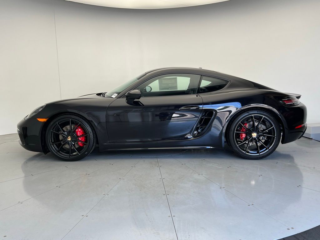 Thumbnail: 2025 Porsche 718 Cayman - 2