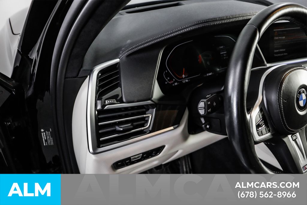 Used 2022 Black BMW xDrive40i image 36