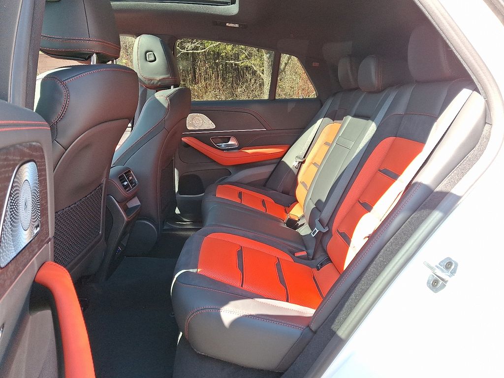 Thumbnail: 2026 Mercedes-Benz GLE - 5